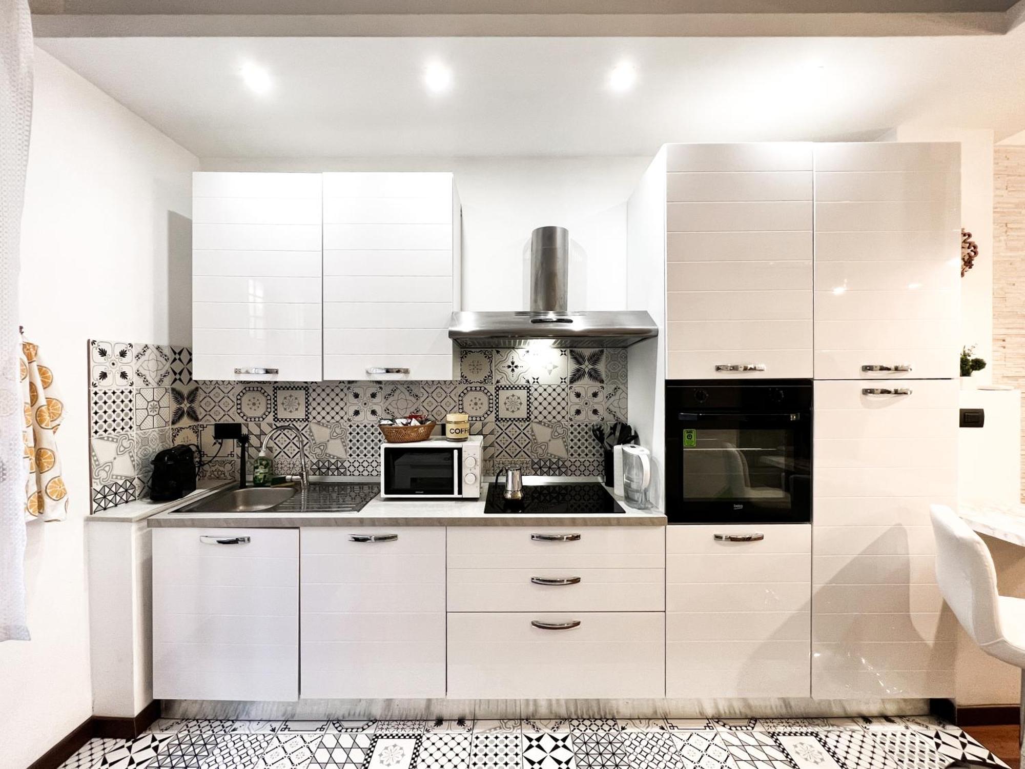 Unique House - 3 Bedrooms & 2 Bathrooms With 4 Beds - 100 Meters To The Metro A Roma Exterior foto